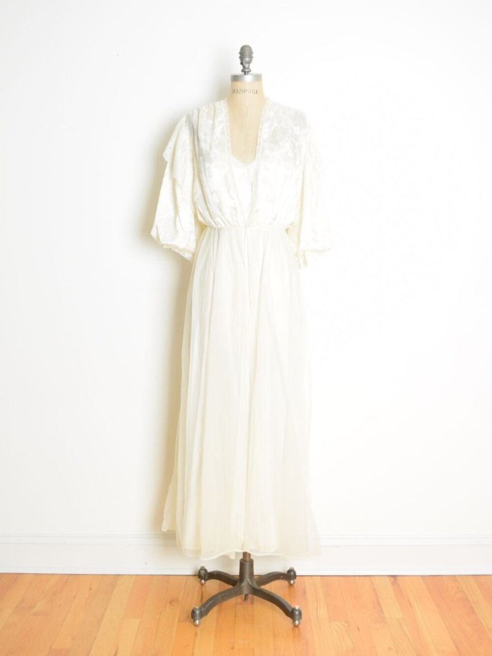 vintage 80s nightgown Val Mode cream satin chiffon lace peignoir robe set XS